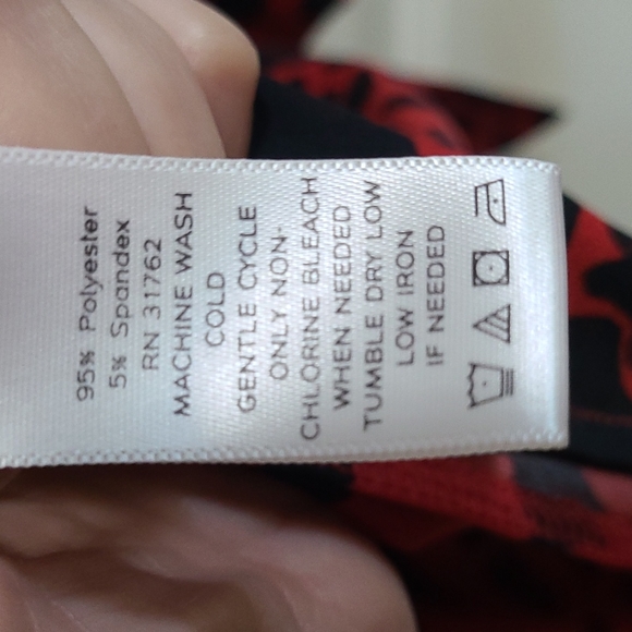 Sexy Wrap dress.NWOT Gypsy by Mara Hoffman. Red/black animal print. Small. - Picture 8 of 9